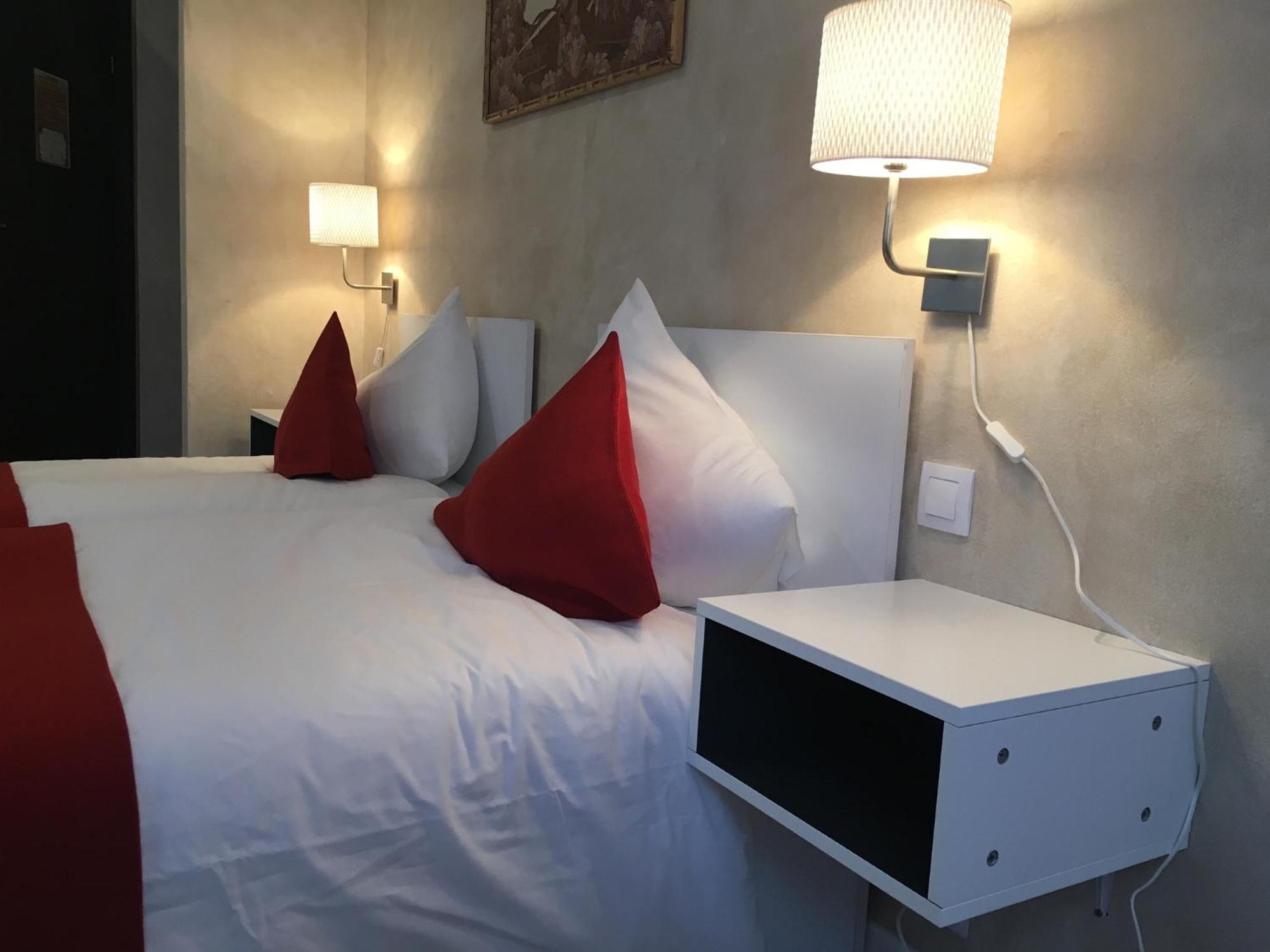 Csiki Hotel เมียร์คูรา-ชุค ภายนอก รูปภาพ